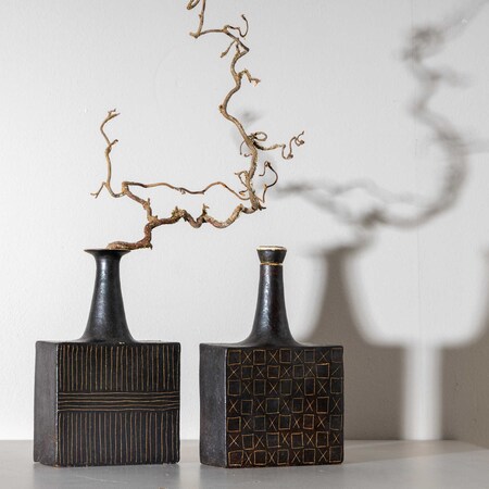 Vase und Flakon mit geometrischem Dekor von Bruno Gambone (1936-2021)