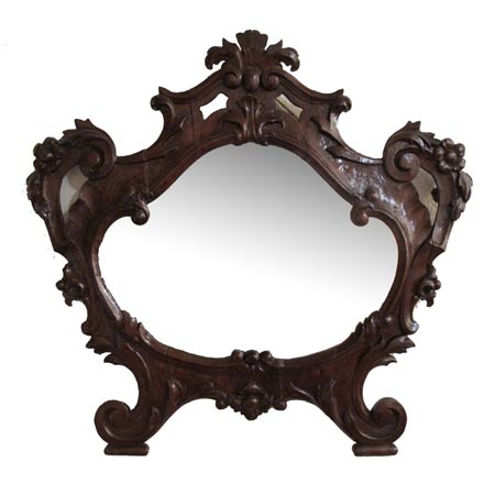 Spiegel im Barockstilrahmen