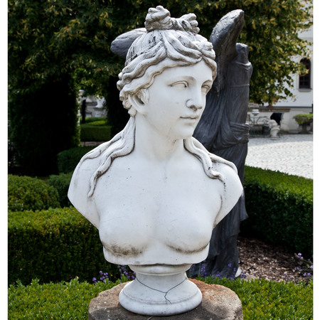 Weibliche Marmorbüste , Spätes 20. Jahrhundert