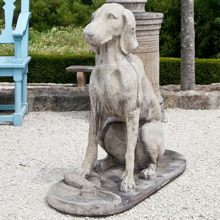 paar naturalistische, große Hundeskulpturen