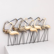 Flamingos als Wanddekor, 20. Jahrhundert