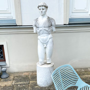 Marmor Statue eines Jünglings im antiken Stil, zweite Hälfte 20. Jhd